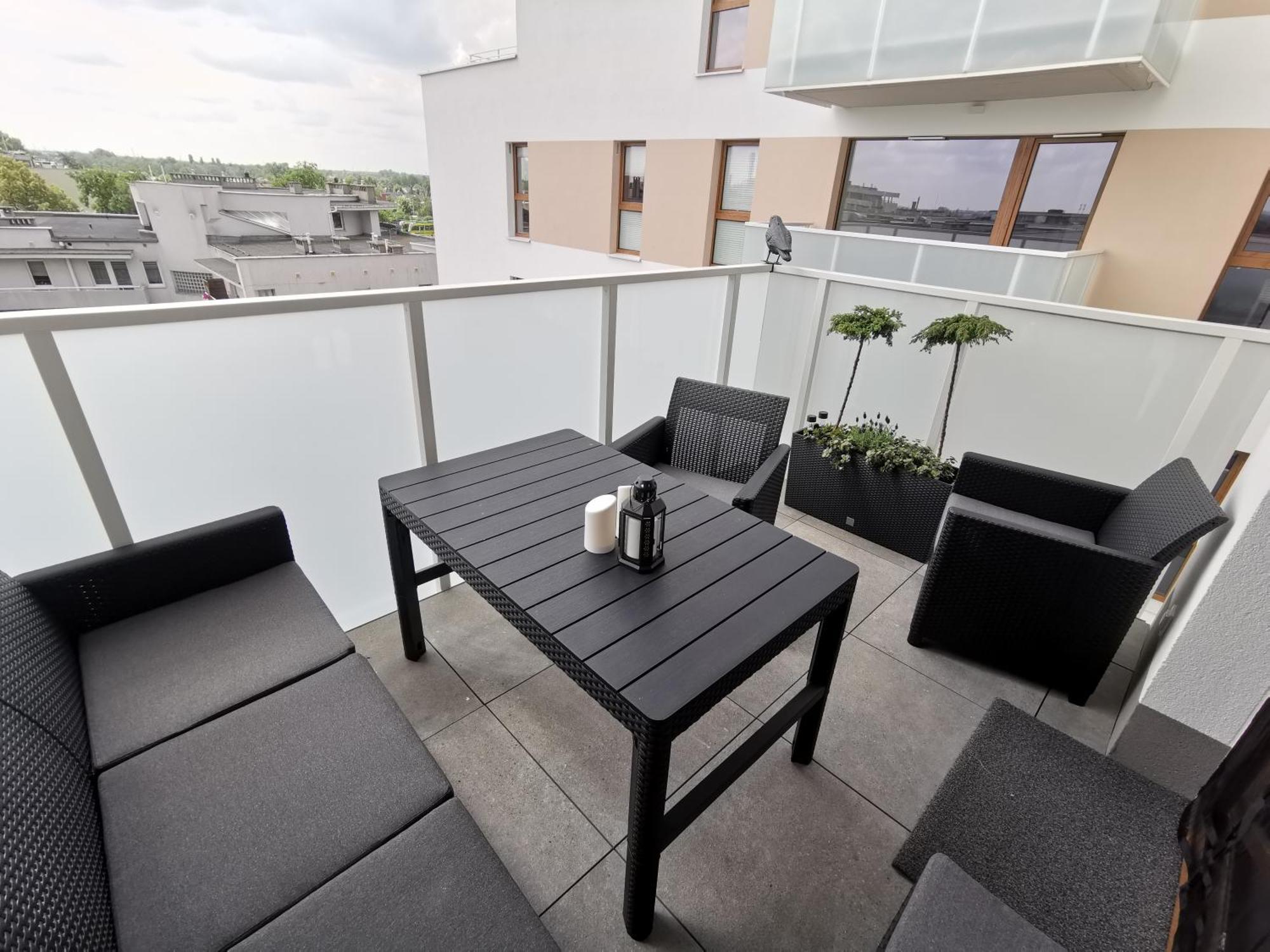 Smart Apartament Grunwaldzka 240 Poznan Exterior foto